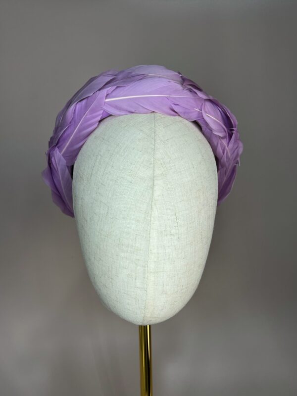 Diadema malva plumas